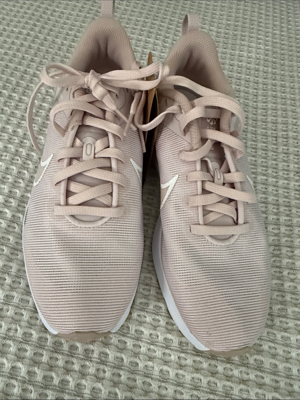 Nike Women's Light Pink Athletic Sneakers in size 7 NWT